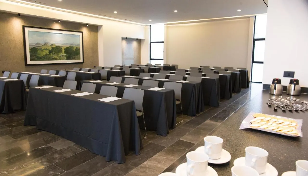 Gumont Guadalajara Lopez Mateos - Minerva Hotel